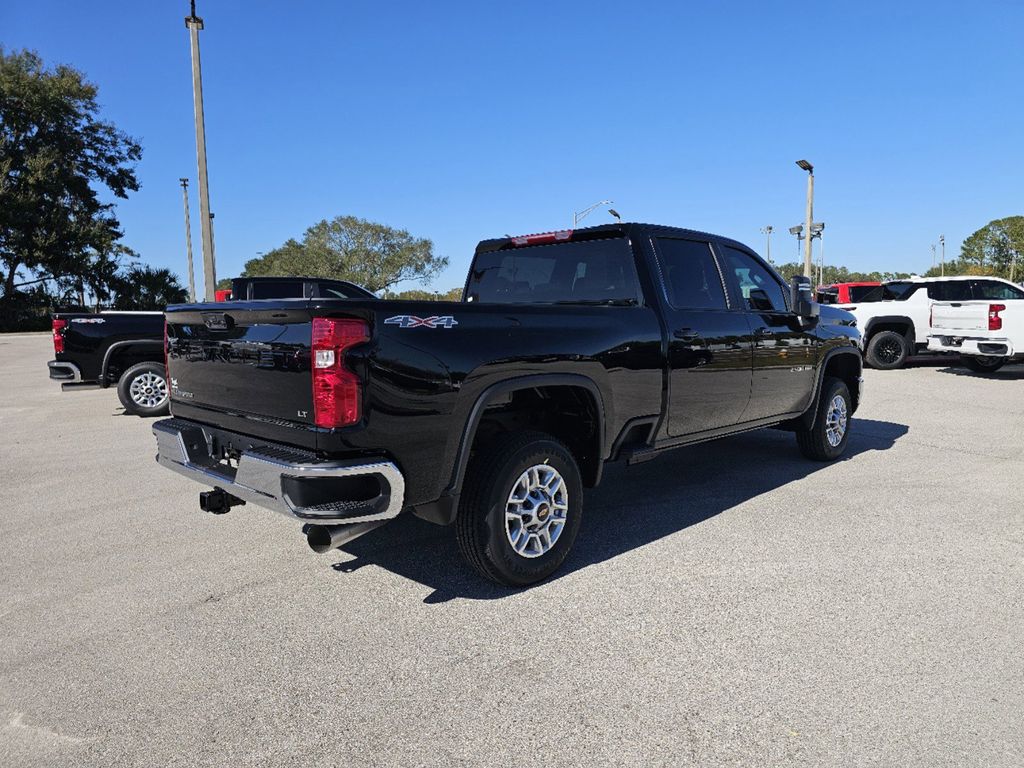 2025 Chevrolet Silverado 2500HD LT 3