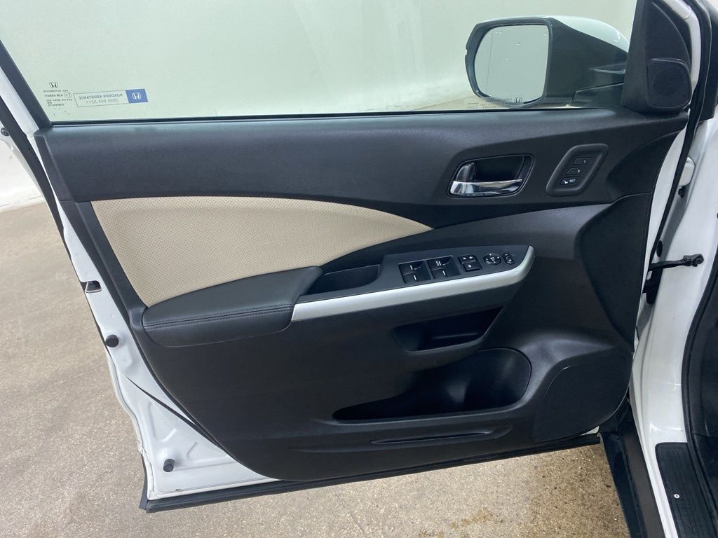 2016 Honda CR-V Touring photo