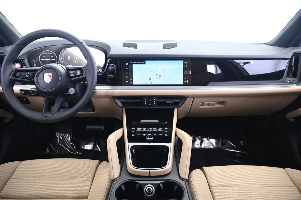 Thumbnail: 2025 Porsche Cayenne - 31