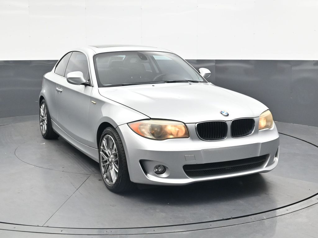 Used 2012 Silver BMW 128i image 2