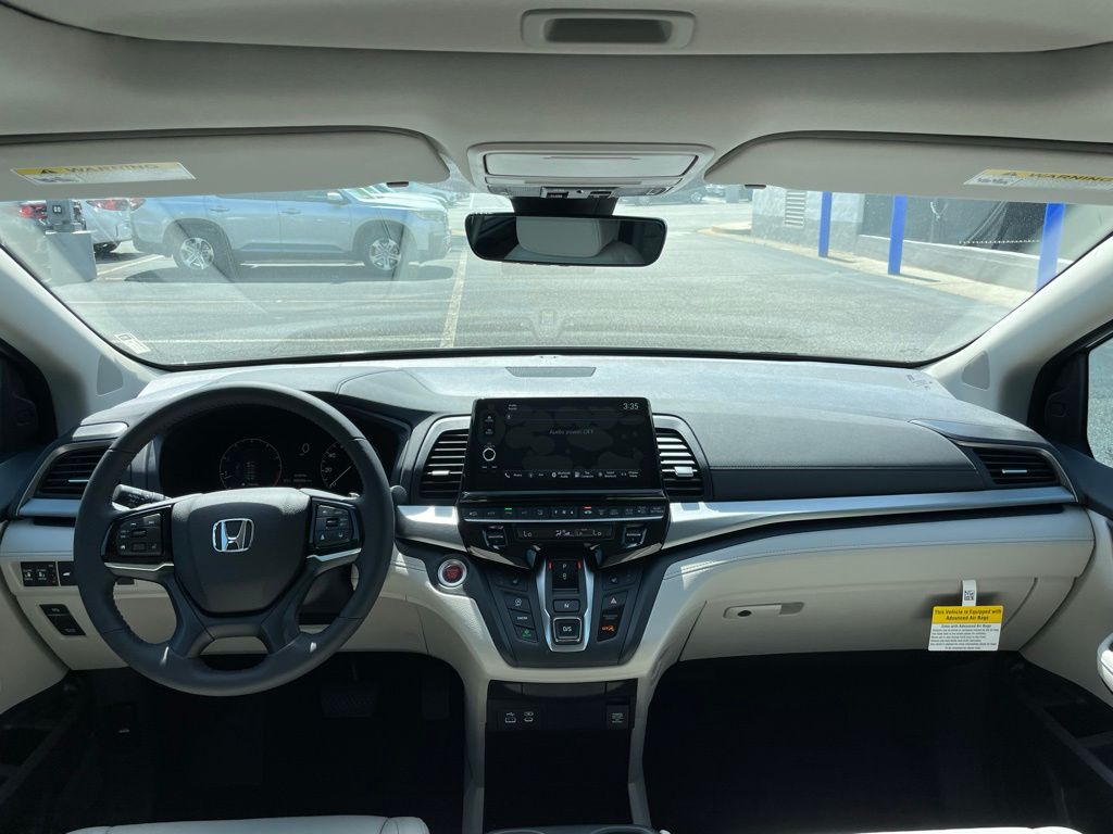 Thumbnail: 2026 Honda Odyssey - 10
