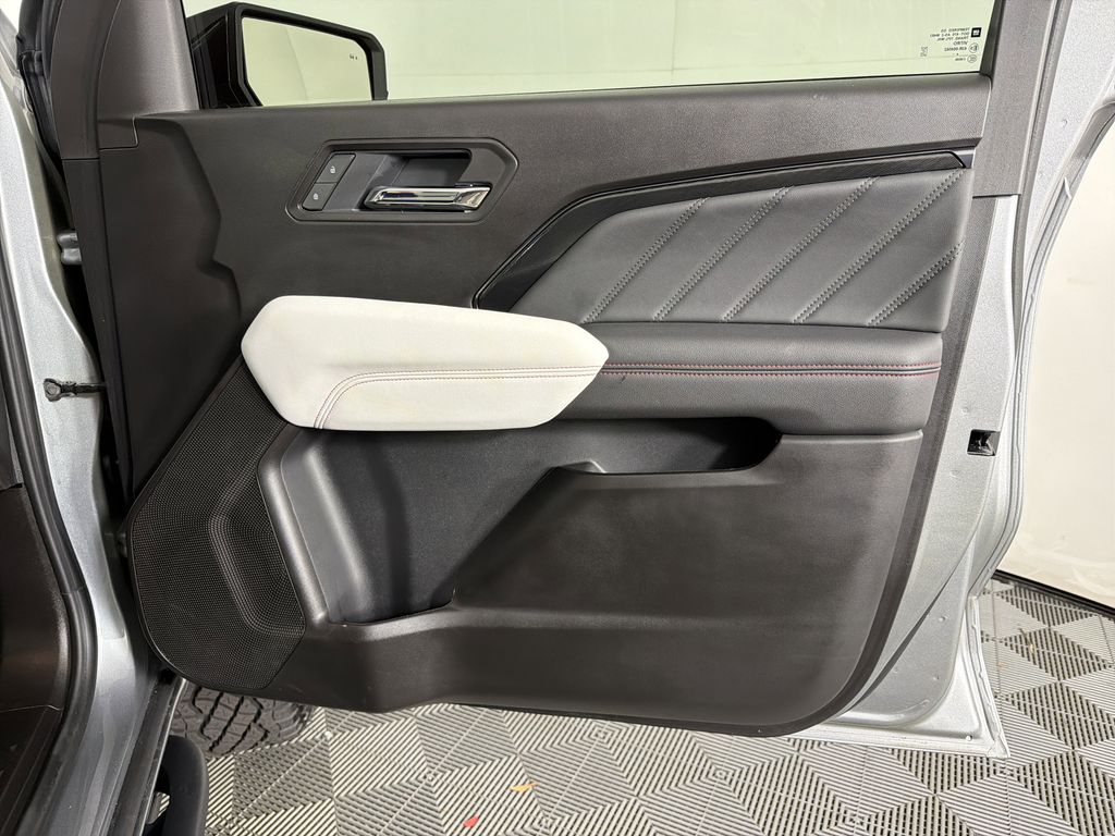 new 2025 GMC Canyon car, priced at $50,465