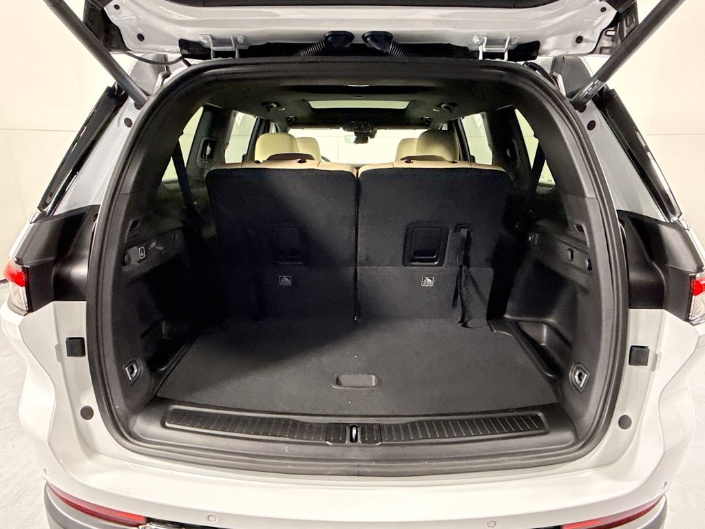 Thumbnail: 2025 Jeep Grand Cherokee L - 29