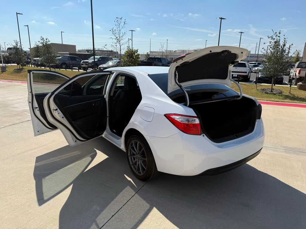 Thumbnail: 2014 Toyota Corolla - 23
