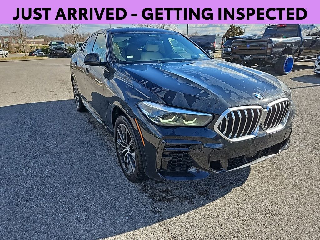 2022 BMW X6 xDrive40i AWD