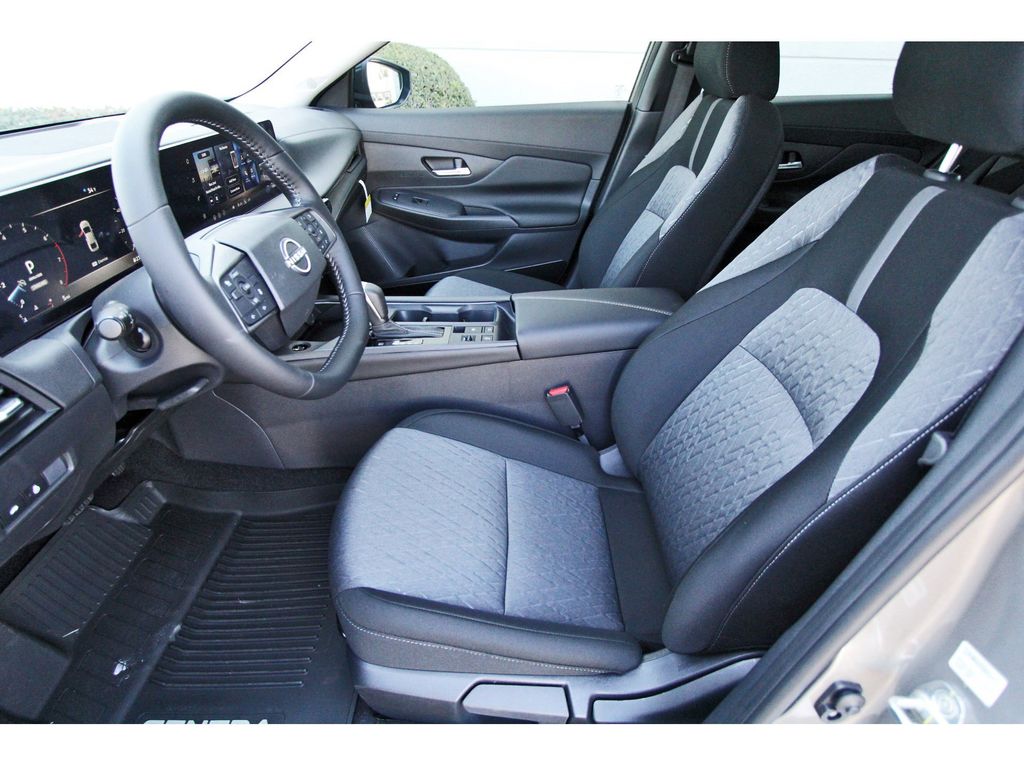 2026 Nissan Sentra SV - 5
