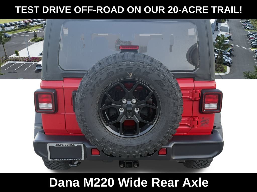 View vehicle photo 5