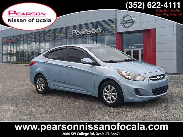 2013 Hyundai Accent GLS Sedan FWD