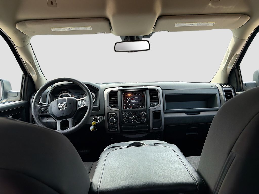 Used 2019 White Ram Express image 20