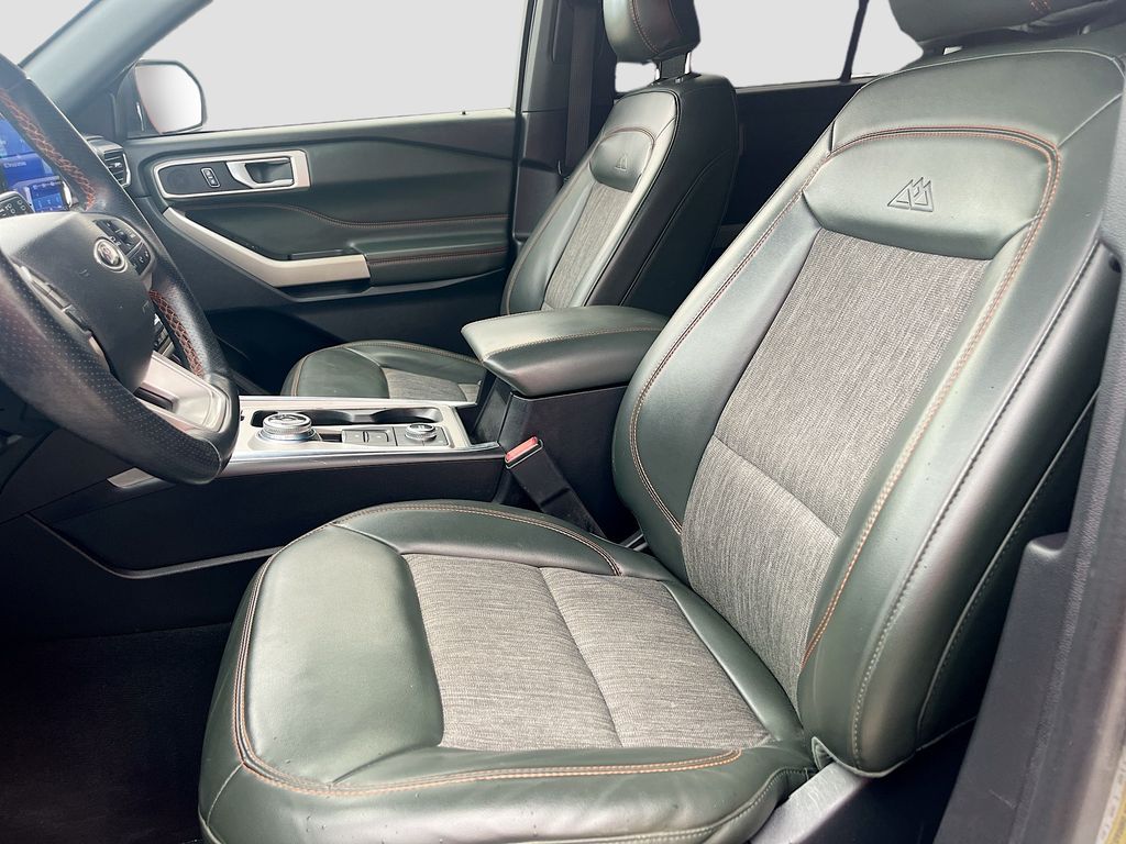 Used 2022 Gray Ford Timberline image 22