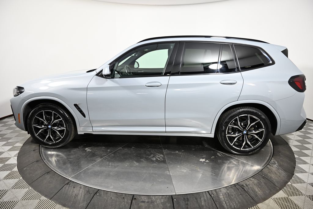 Thumbnail: 2024 BMW X3 - 2