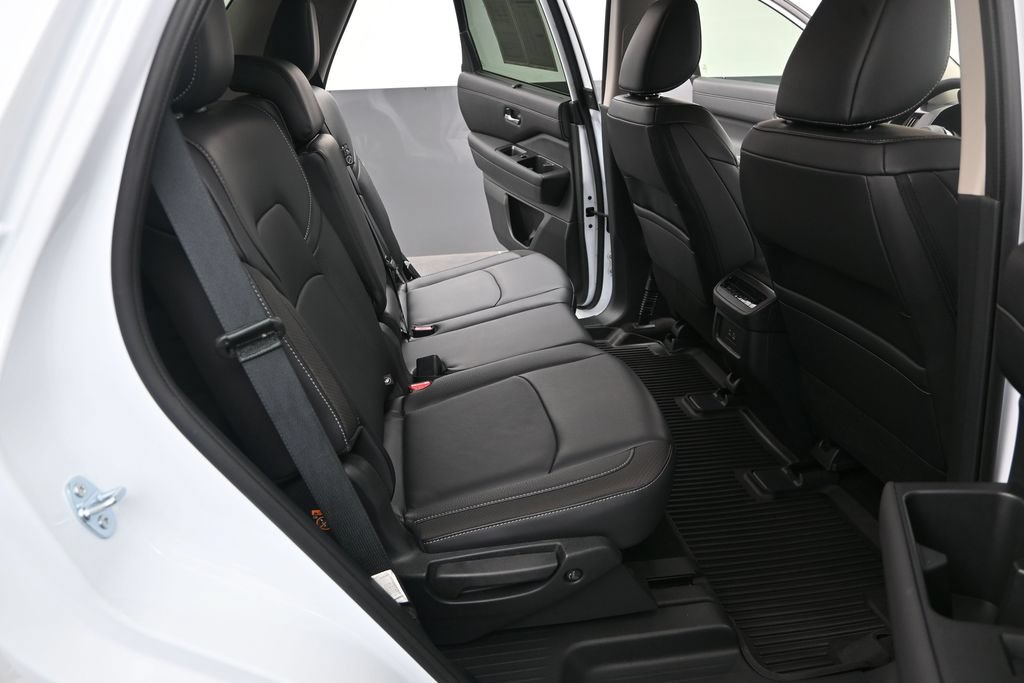 Certified Used 2025 White Nissan SL image 29