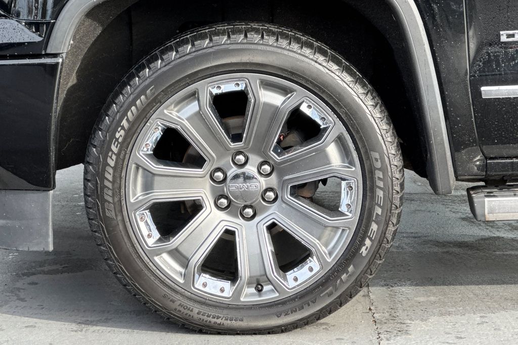 used 2017 GMC Sierra 1500 car, priced at $29,931