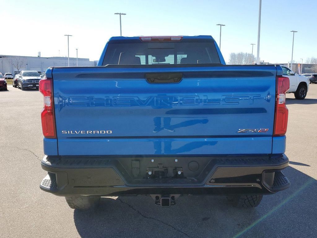 2024 Chevrolet Silverado 1500 ZR2 11