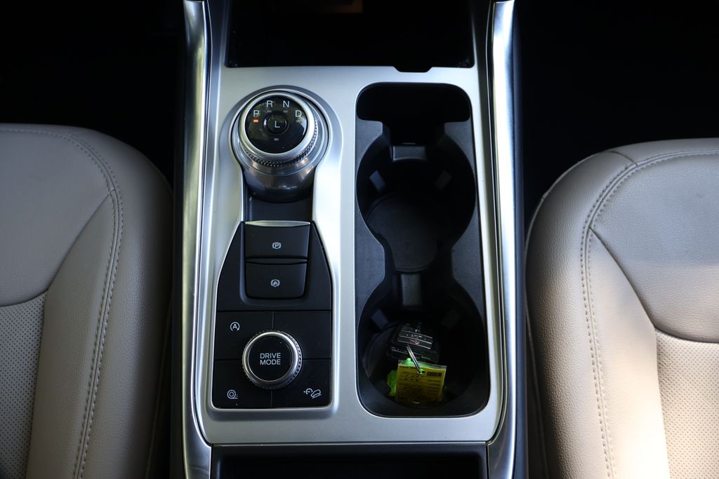 Thumbnail: 2024 Ford Explorer - 19