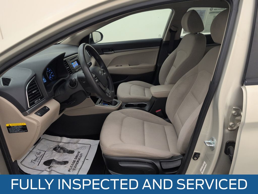 Used 2017 Beige Hyundai SE image 3