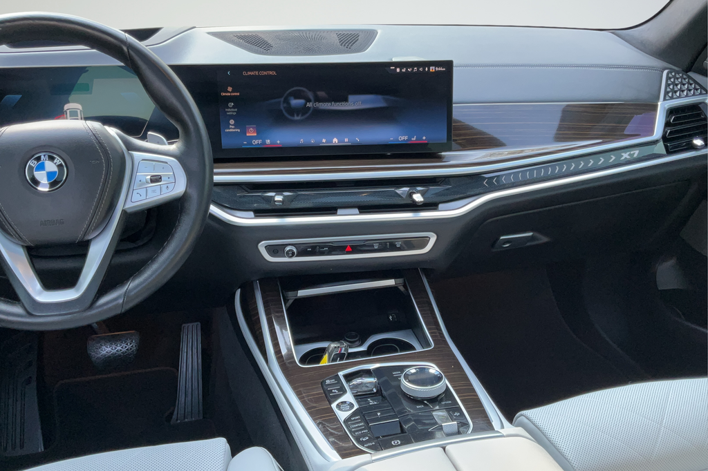 Used 2024 BMW X7 xDrive40i 4D Sport Utility