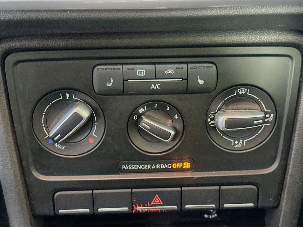 Used Car 2013 Volkswagen Beetle  2.5l For Sale Under $12,000 In Austin, Texas