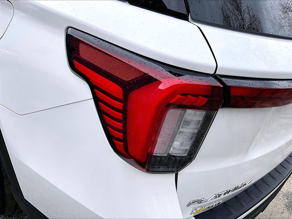 2025 Ford Explorer — photo 35