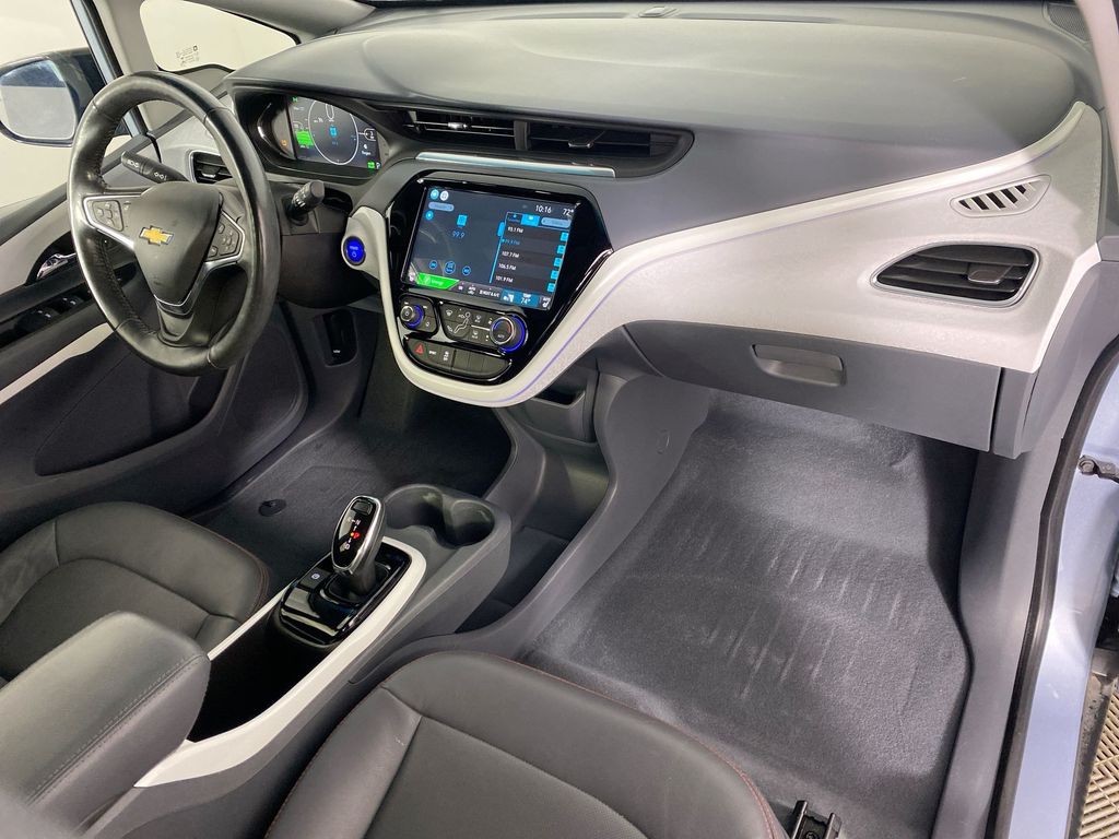 2017 Chevrolet Bolt EV Premier 26