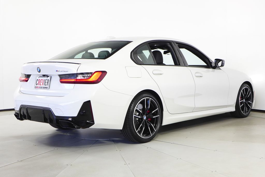 Thumbnail: 2024 BMW 3 Series - 7