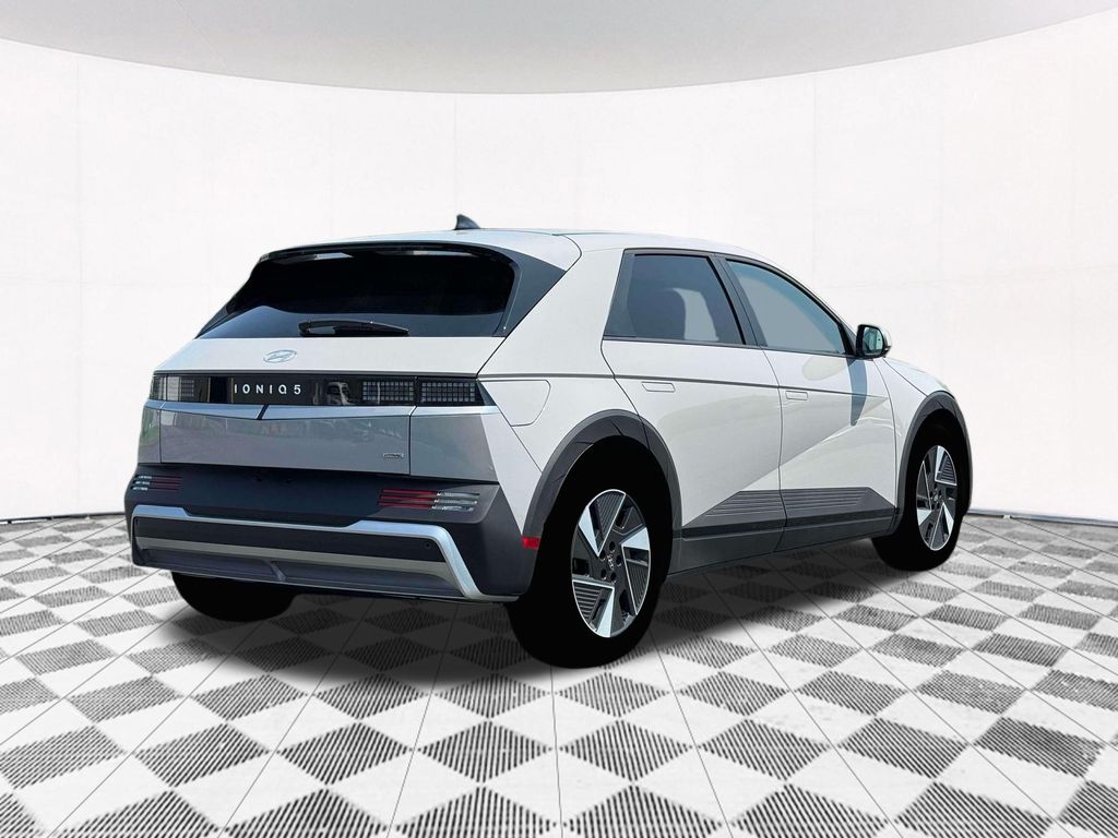 IONIQ 5 SE