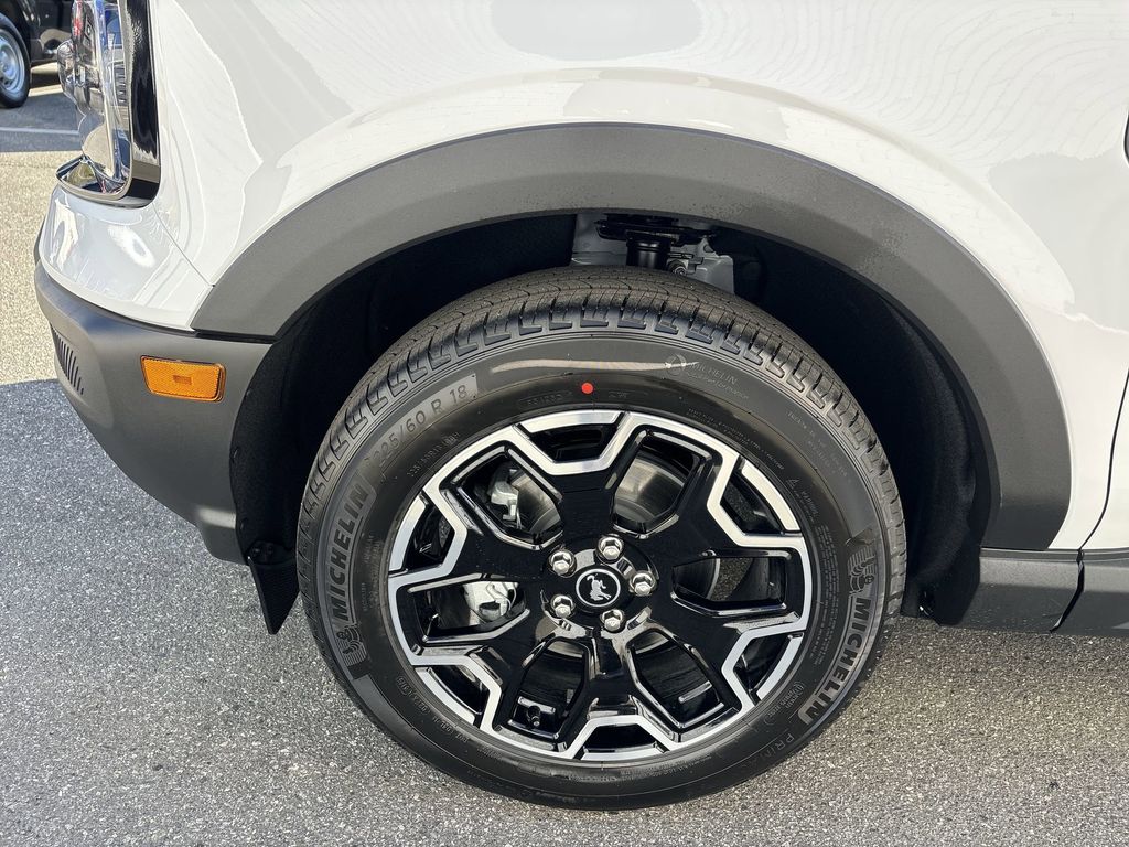 New 2025 Oxford White Ford Outer Banks® image 18