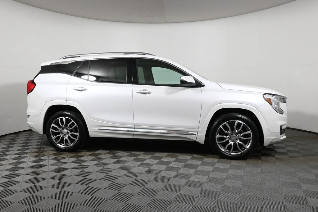 Thumbnail: 2023 GMC Terrain - 9