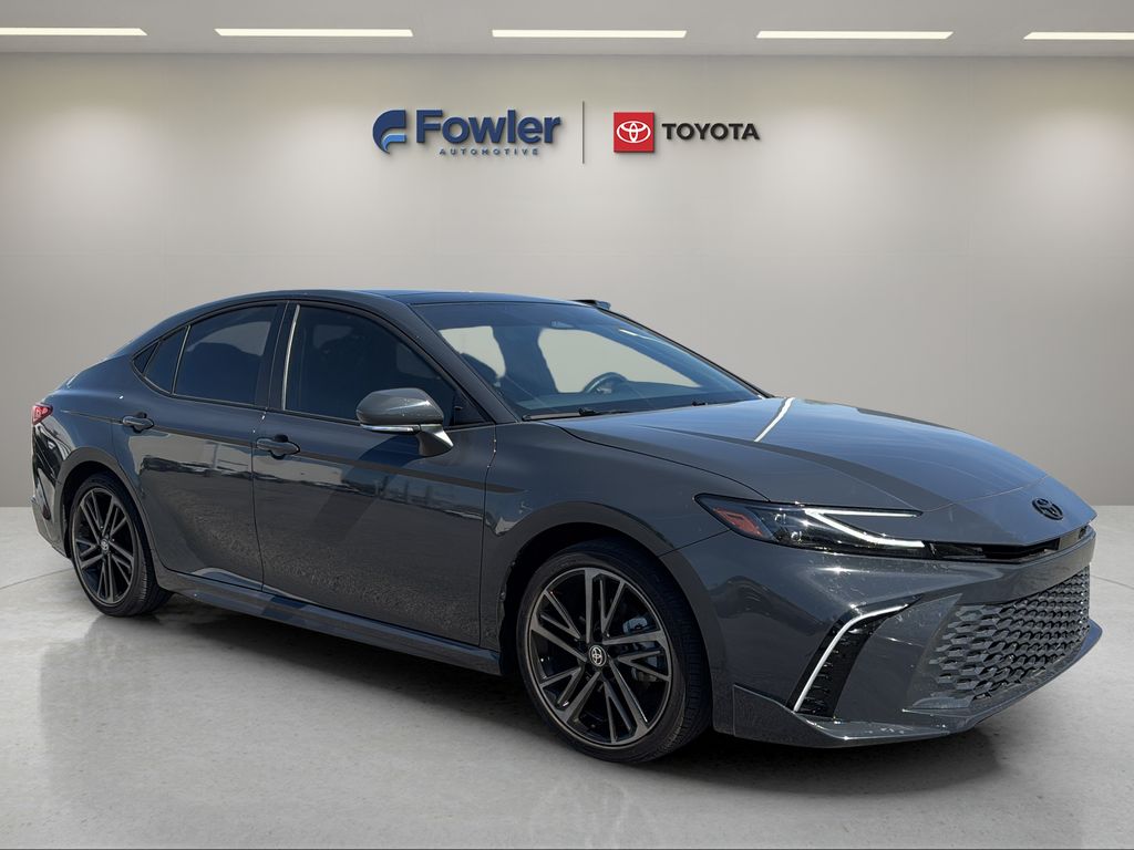 2025 Toyota Camry XSE FWD