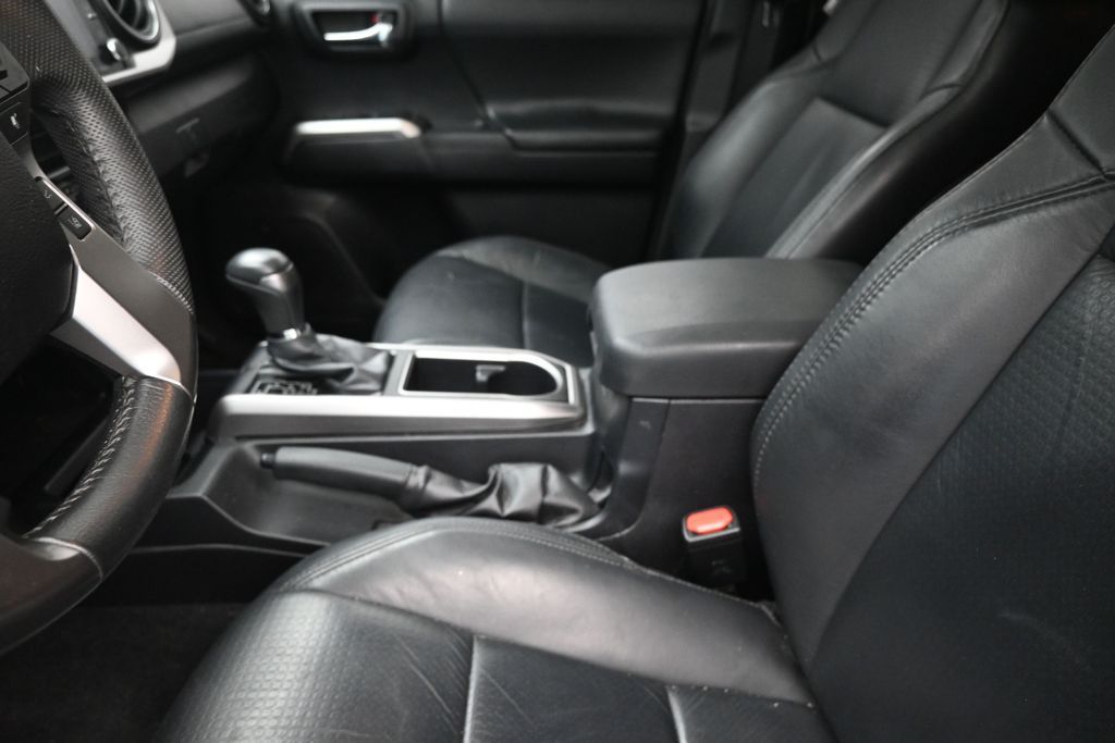 Used 2021 Toyota Tacoma Truck