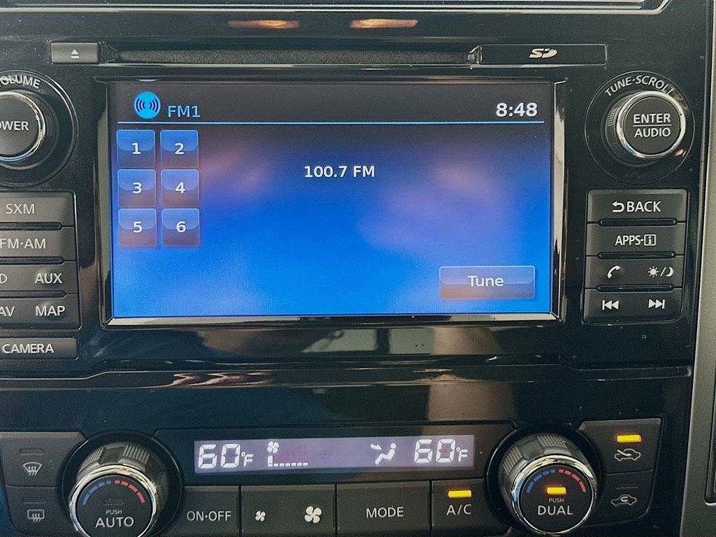 Thumbnail: 2017 Nissan Titan - 15