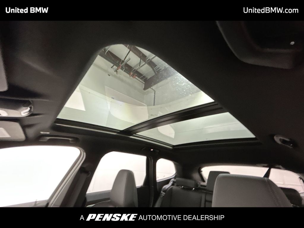 Thumbnail: 2023 BMW X1 - 20
