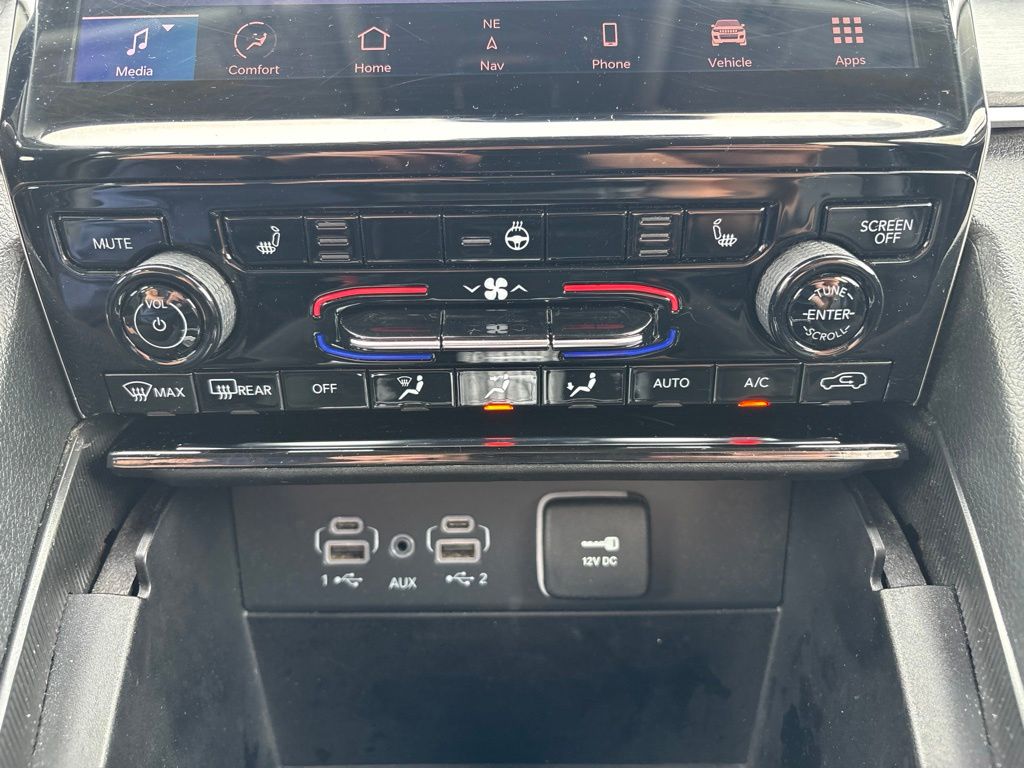 Used 2024 Jeep Grand Cherokee SUV
