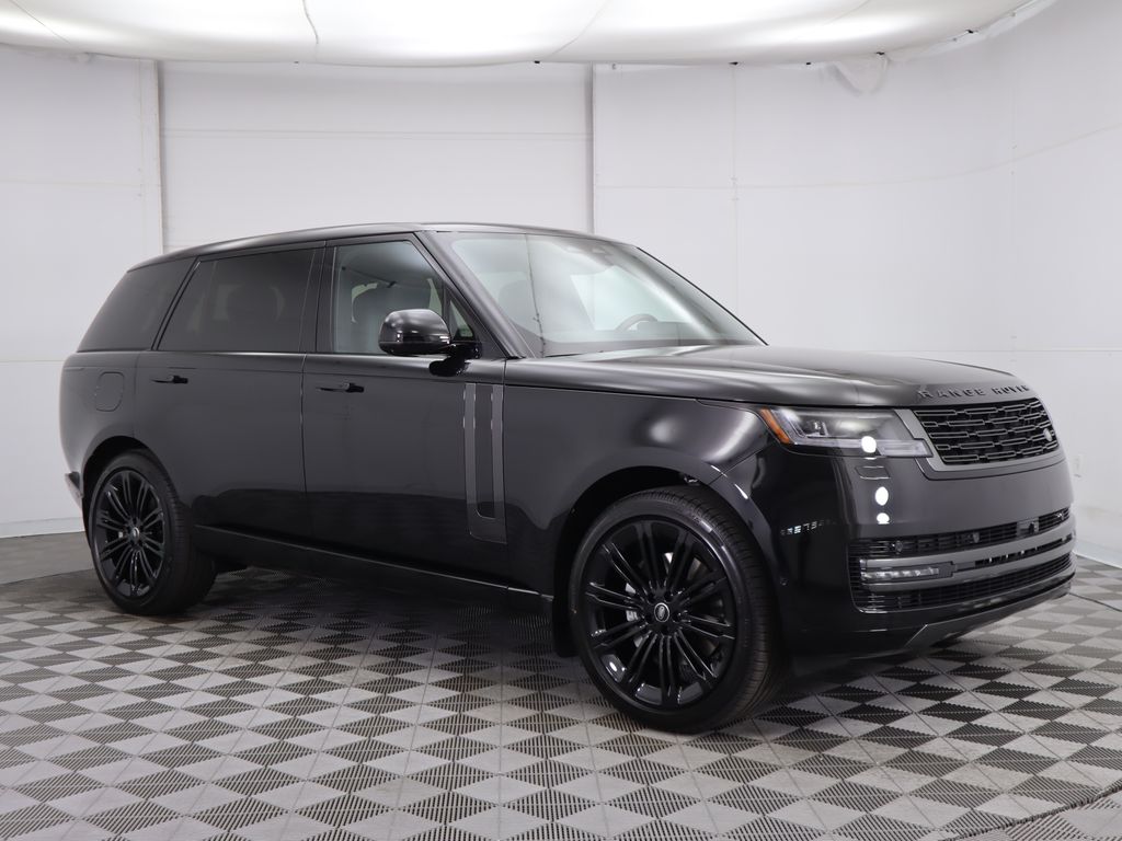 2025 Land Rover Range Rover SE 3