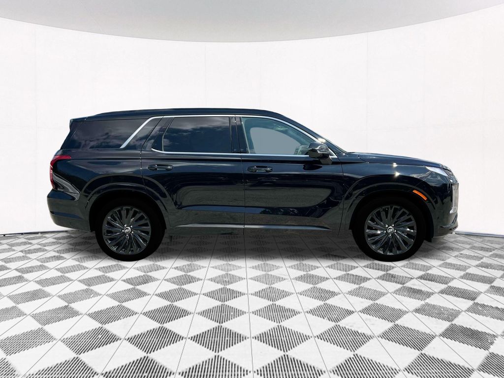 2025 Hyundai Palisade Calligraphy Night Edition 9