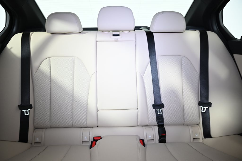 Thumbnail: 2026 BMW 3 Series - 25