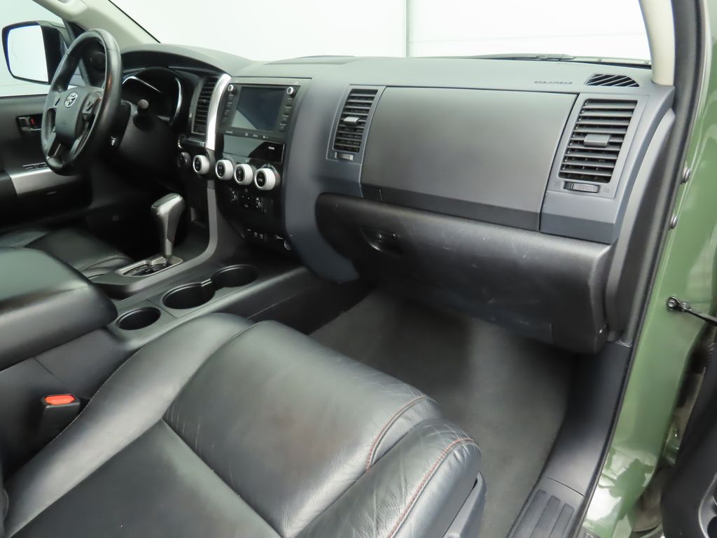 Thumbnail: 2020 Toyota Sequoia - 18