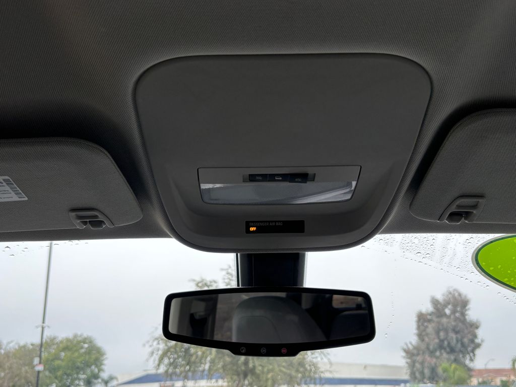 Thumbnail: 2016 GMC Canyon - 18