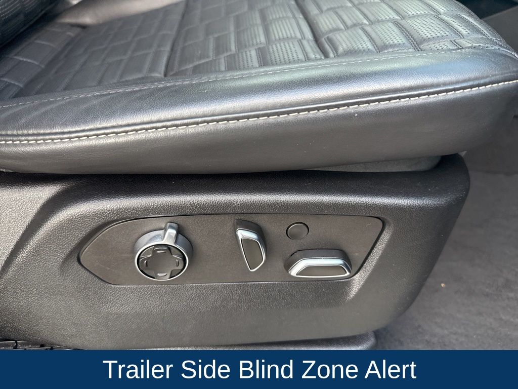 2023 Cadillac Escalade 4WD Premium Luxury Platinum