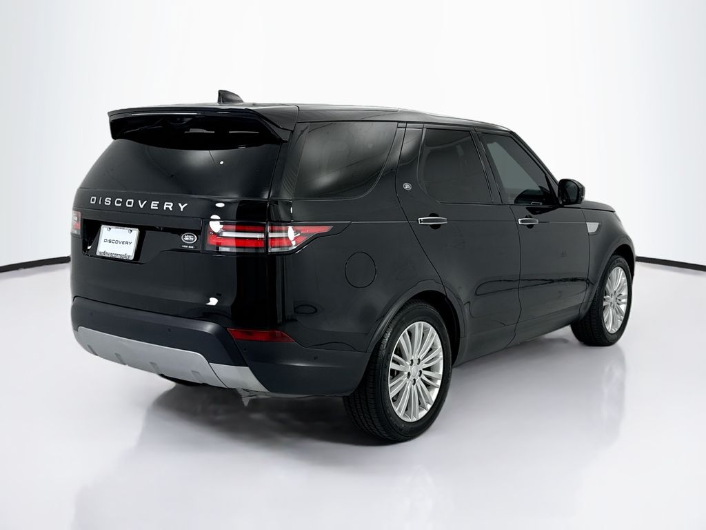 Thumbnail: 2018 Land Rover Discovery - 5