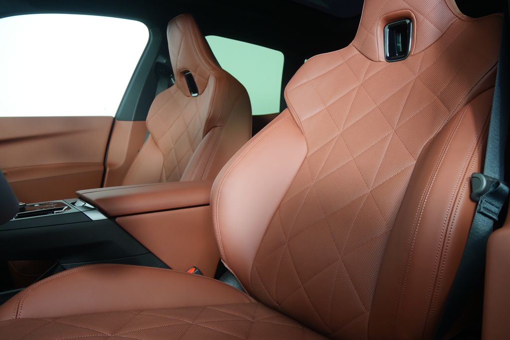 Thumbnail: 2026 BMW iX - 11