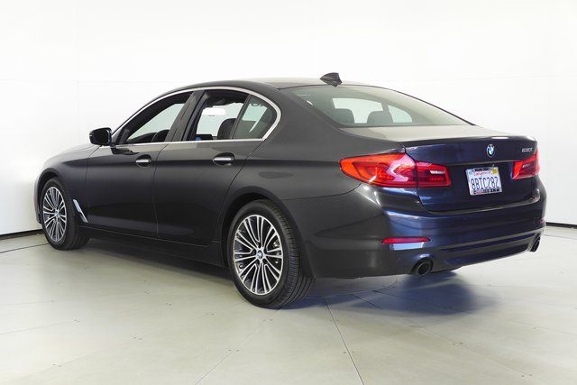 2018 BMW 5 Series 530i 10