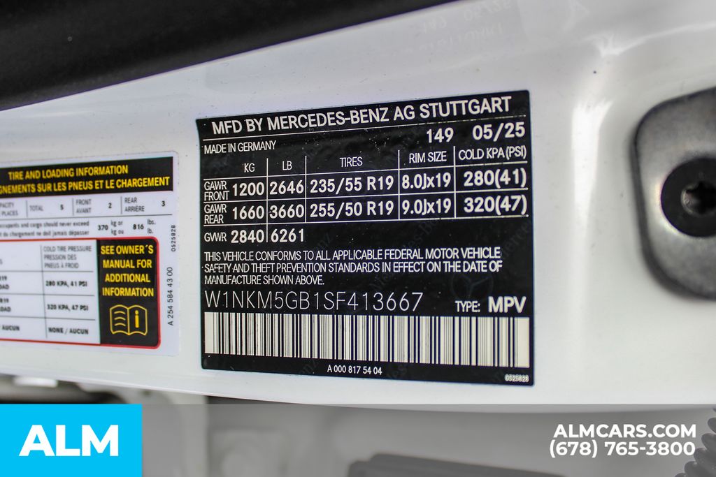 Used 2025 White Mercedes-Benz GLC 350e image 40