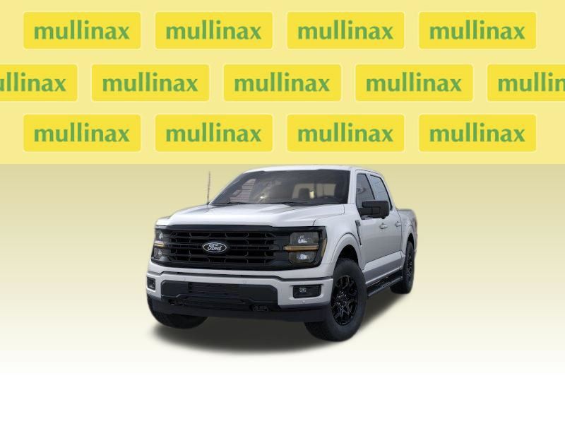 New 2026 Silver Ford XLT image 2
