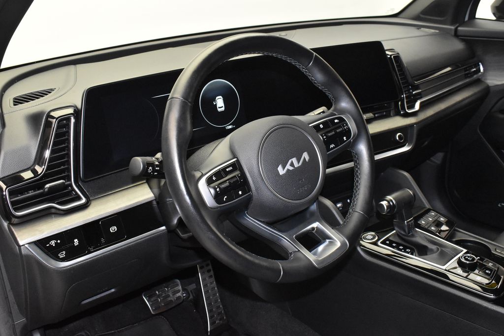 Thumbnail: 2023 Kia Sportage - 17