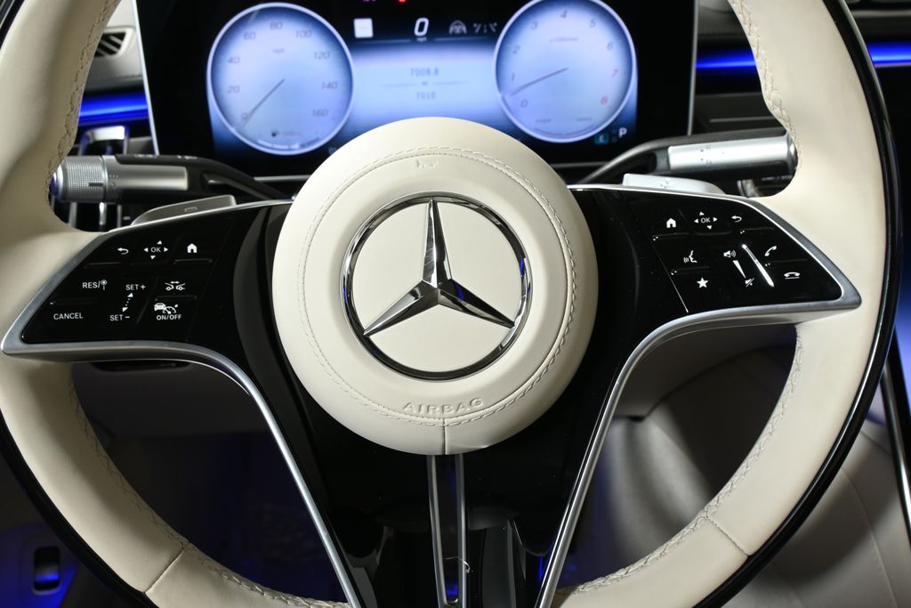 Thumbnail: 2025 Mercedes-Benz S-Class - 19
