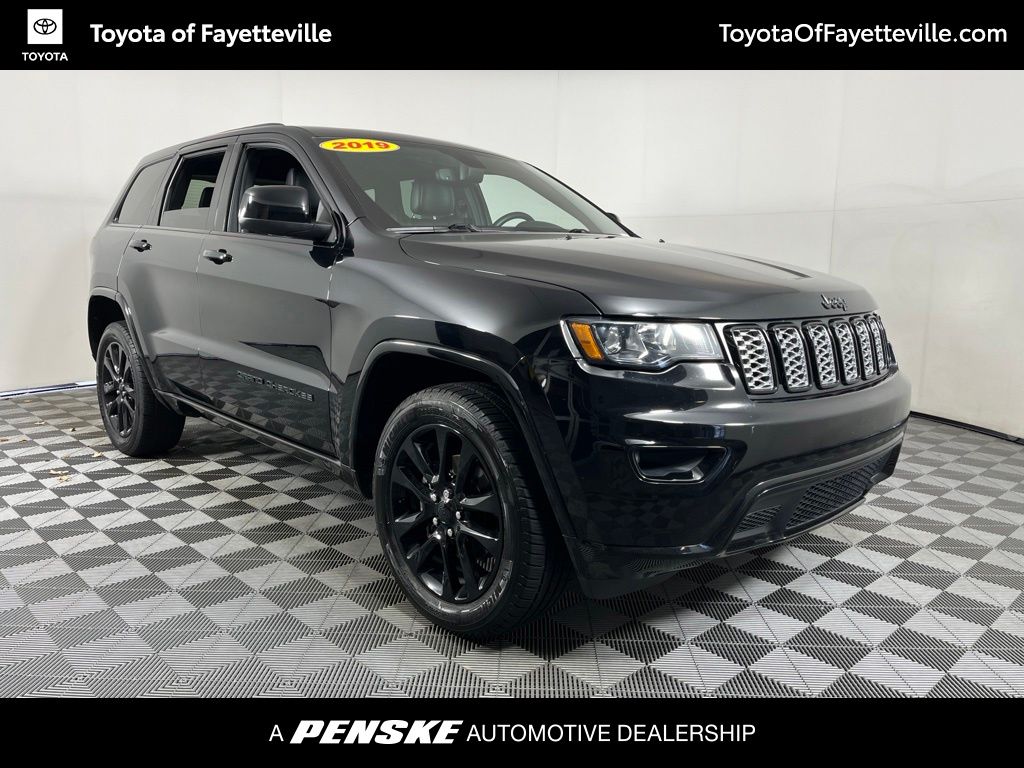 Thumbnail: 2019 Jeep Grand Cherokee - 6