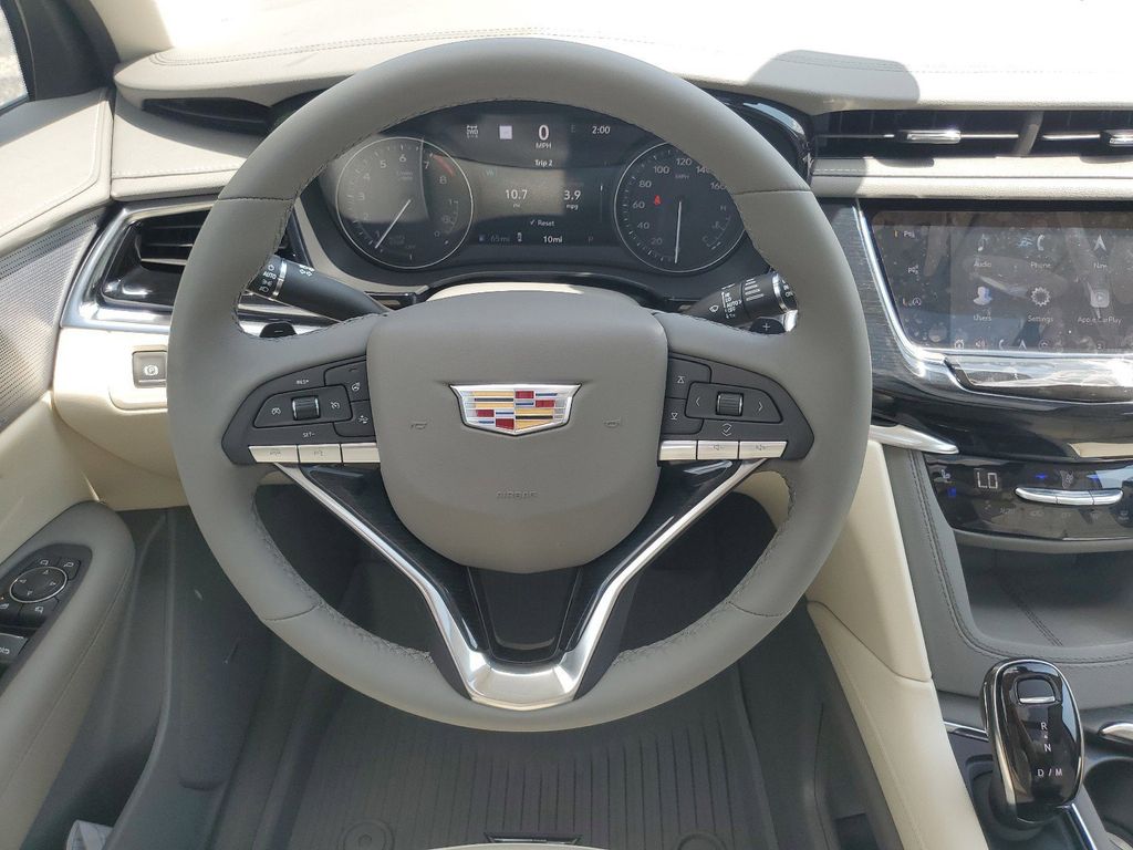 2024 Cadillac XT6 Premium Luxury 25