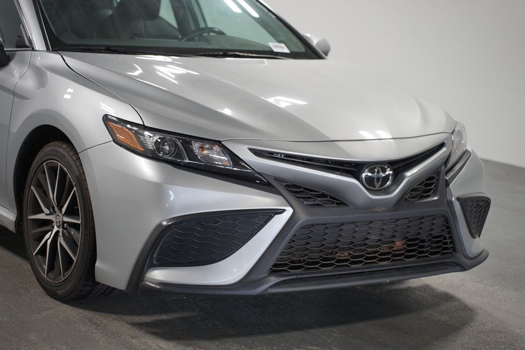 Thumbnail: 2023 Toyota Camry - 4