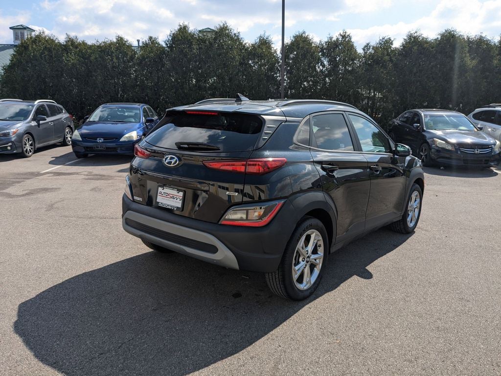 2022 Hyundai Kona SEL - Photo 8